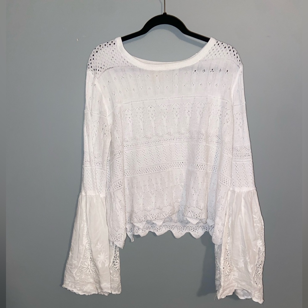 Long sleeve white top
